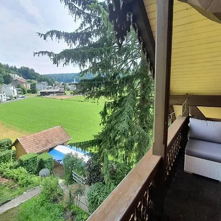 Schoene 3 1/2 Zimmer Wohnung In Der Zentralschweiz Menznau Exterior photo